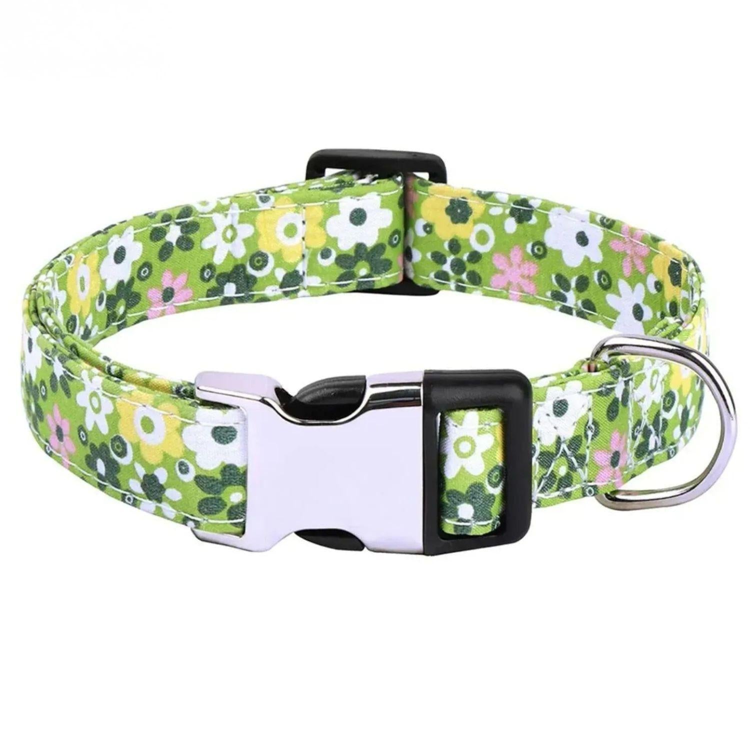 Gepersonaliseerde nylon halsband met snelsluiting. Duurzaam verstelbaar ontwerp voor veiligheid en comfort