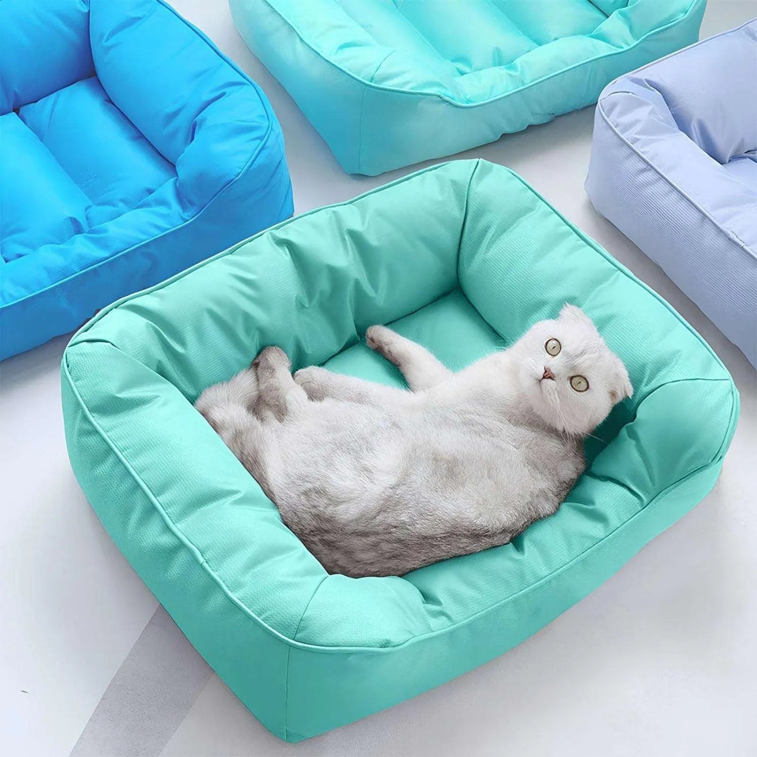 ChillNest | Waterproof Pet Bed voor Koelte en Ondersteuning