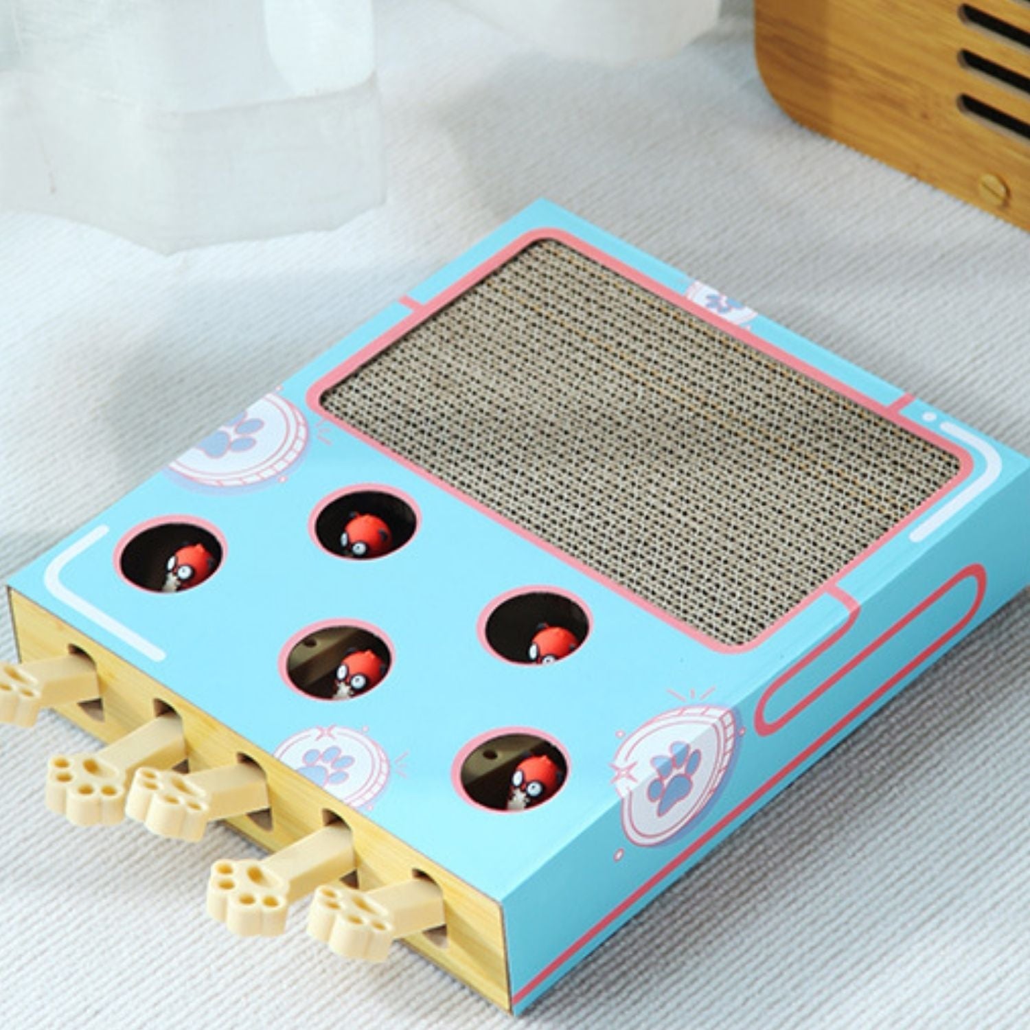 Interactief speelgoed met krabplank functie voor katten