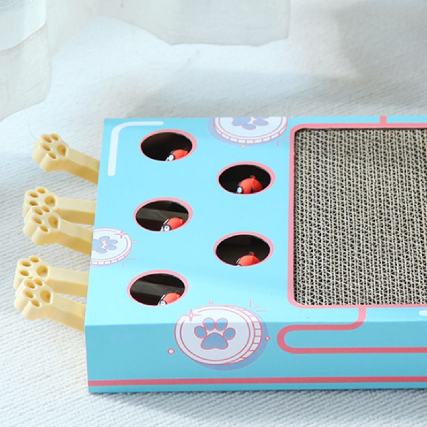 Interactief speelgoed met krabplank functie voor katten