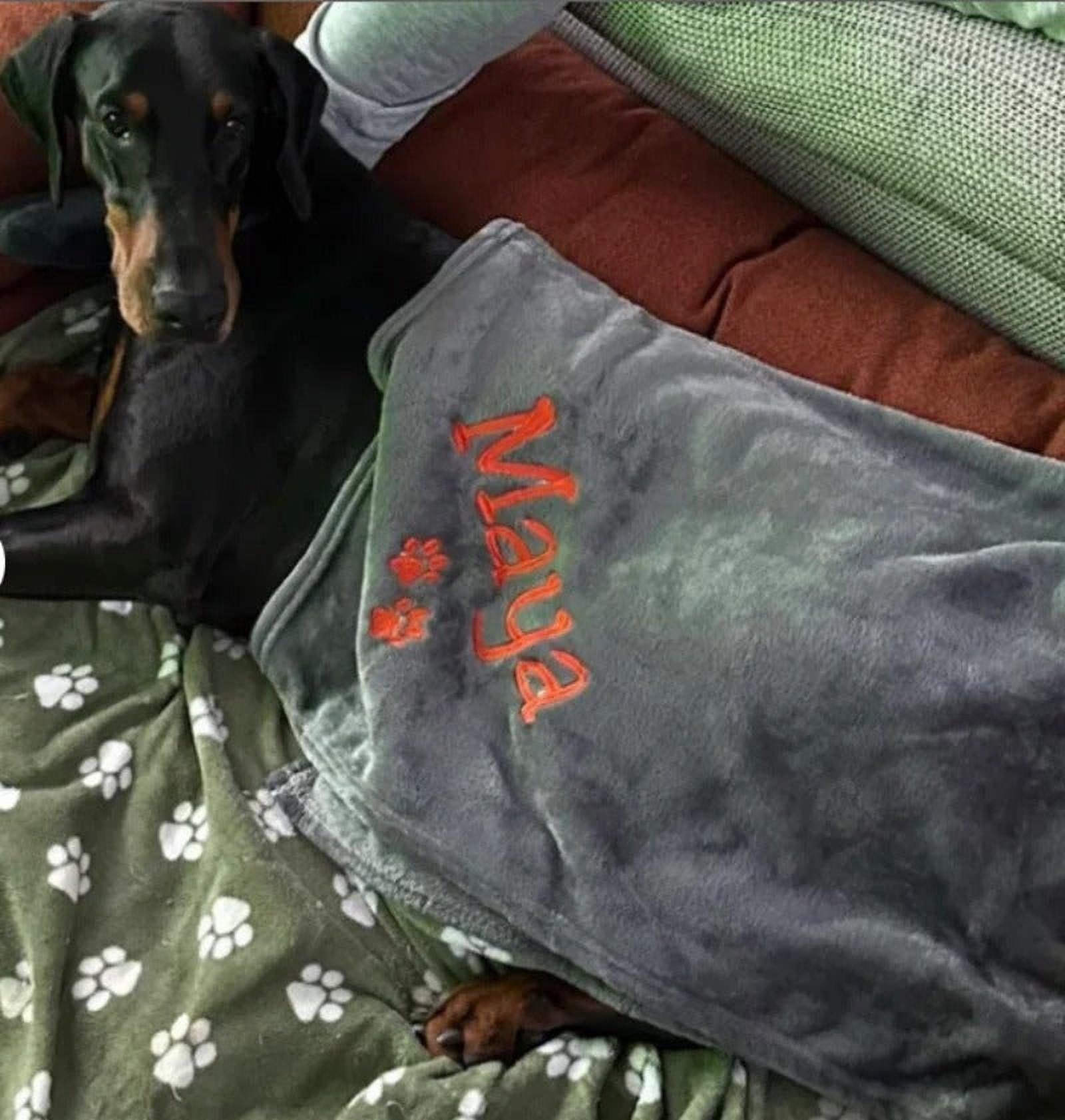 Pawsome Persoonlijke Deken | Gepersonaliseerde Hondennaam Dekken voor Comfort