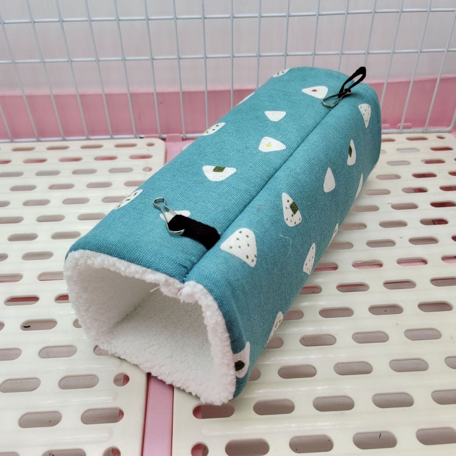 Warme en comfortabele tunnel voor knaagdieren, ideaal als schuilplaats