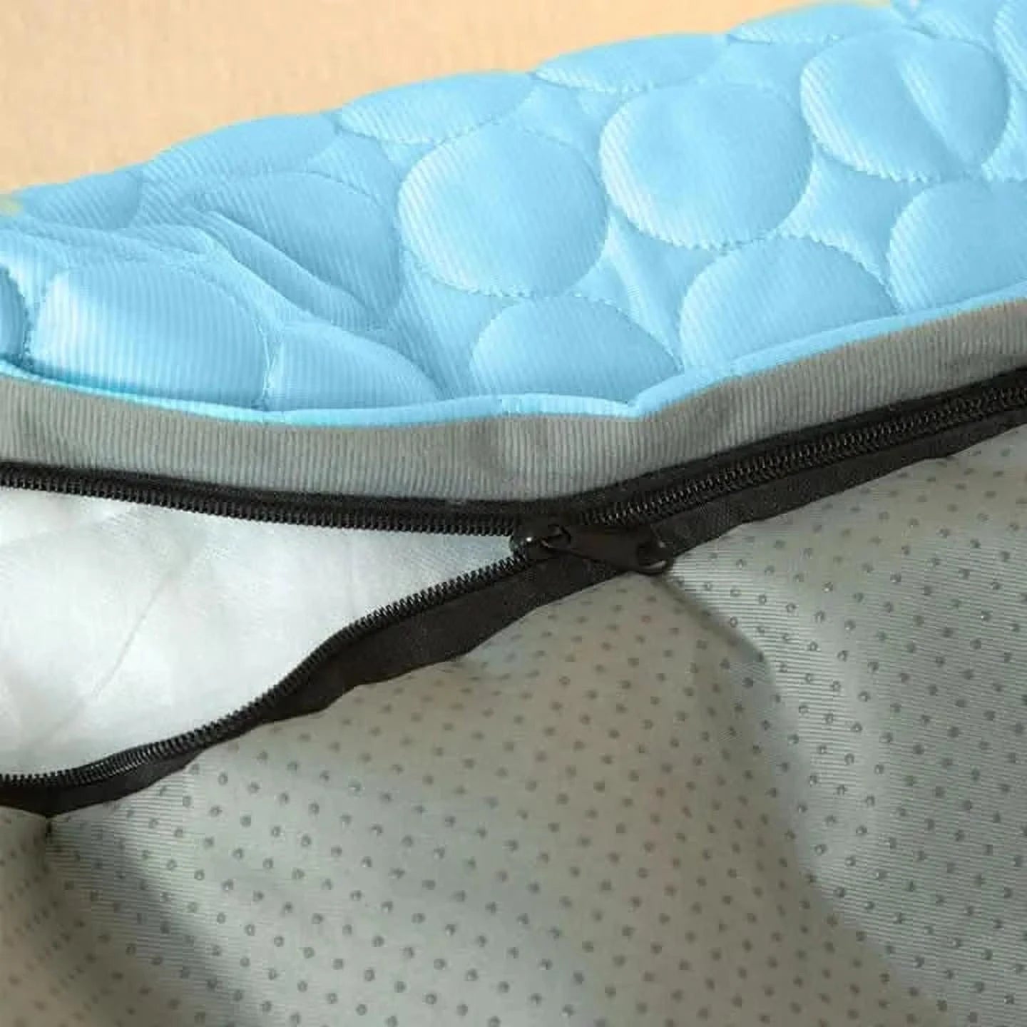 PawChill Autoplek | Verkoelend Hondenbed Ook Voor Reizen