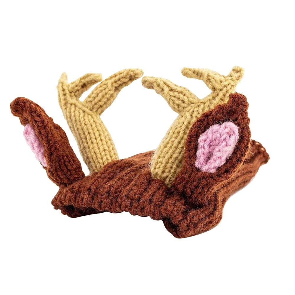 Gebreide hondenmuts voor extra warmte in de winter