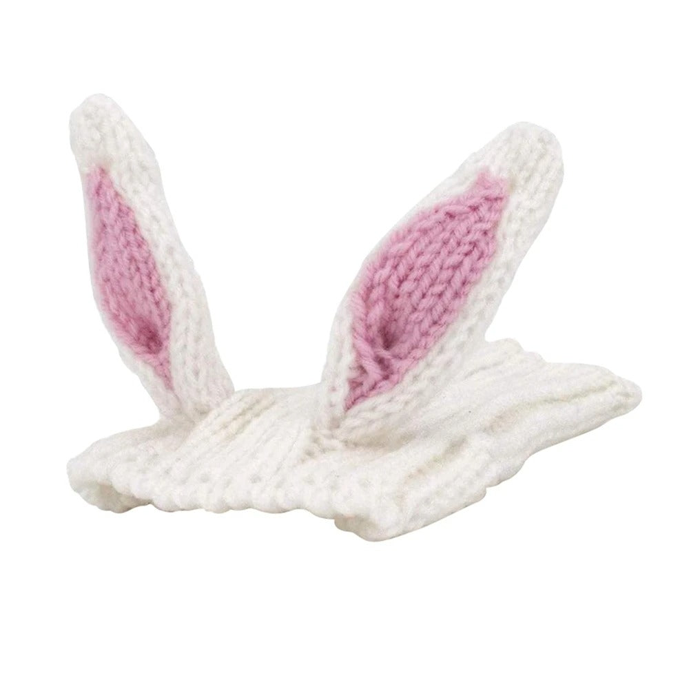 Gebreide hondenmuts voor extra warmte in de winter