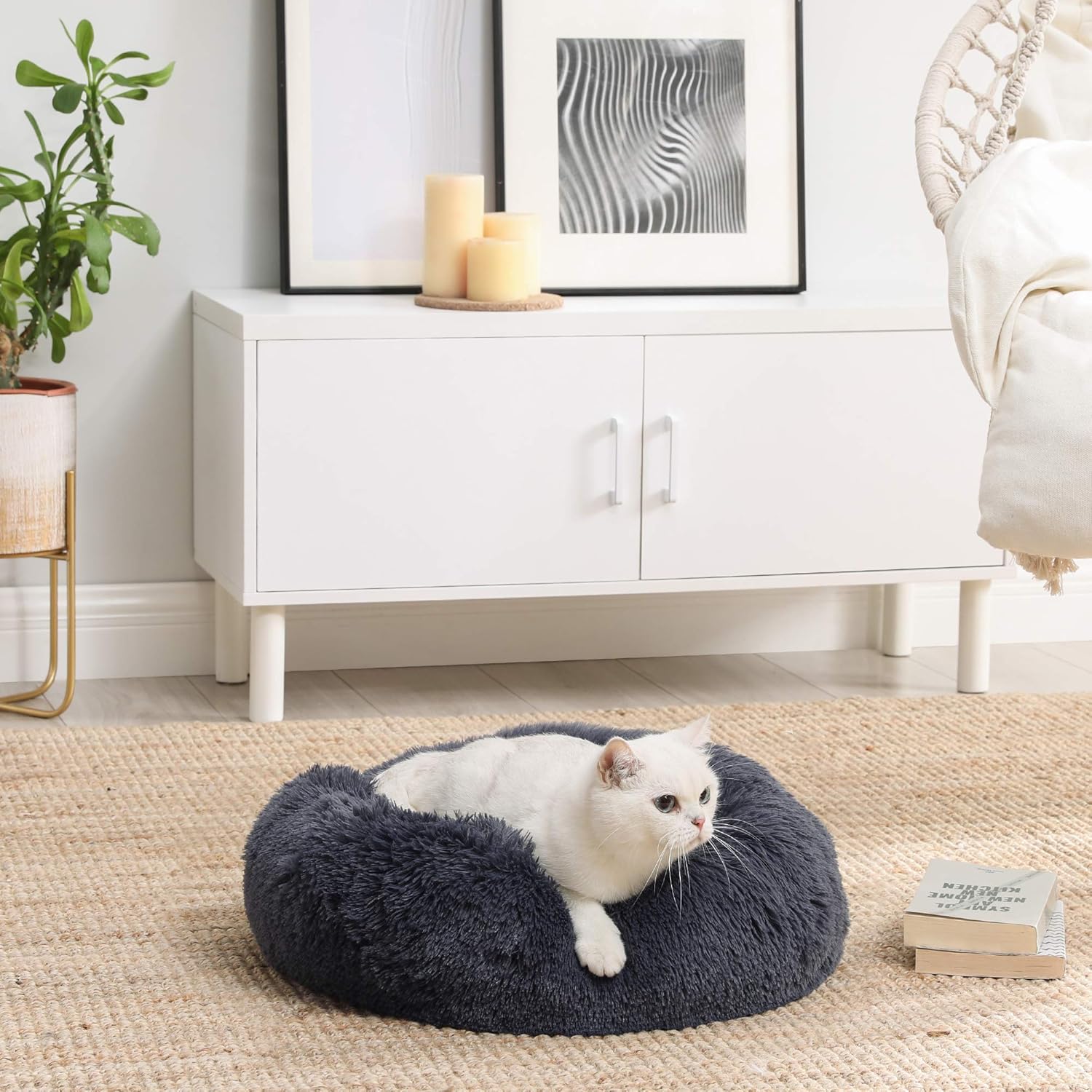 Zacht en wasbaar donutkussen voor honden en katten, met uitneembare vulling en langharige pluche
