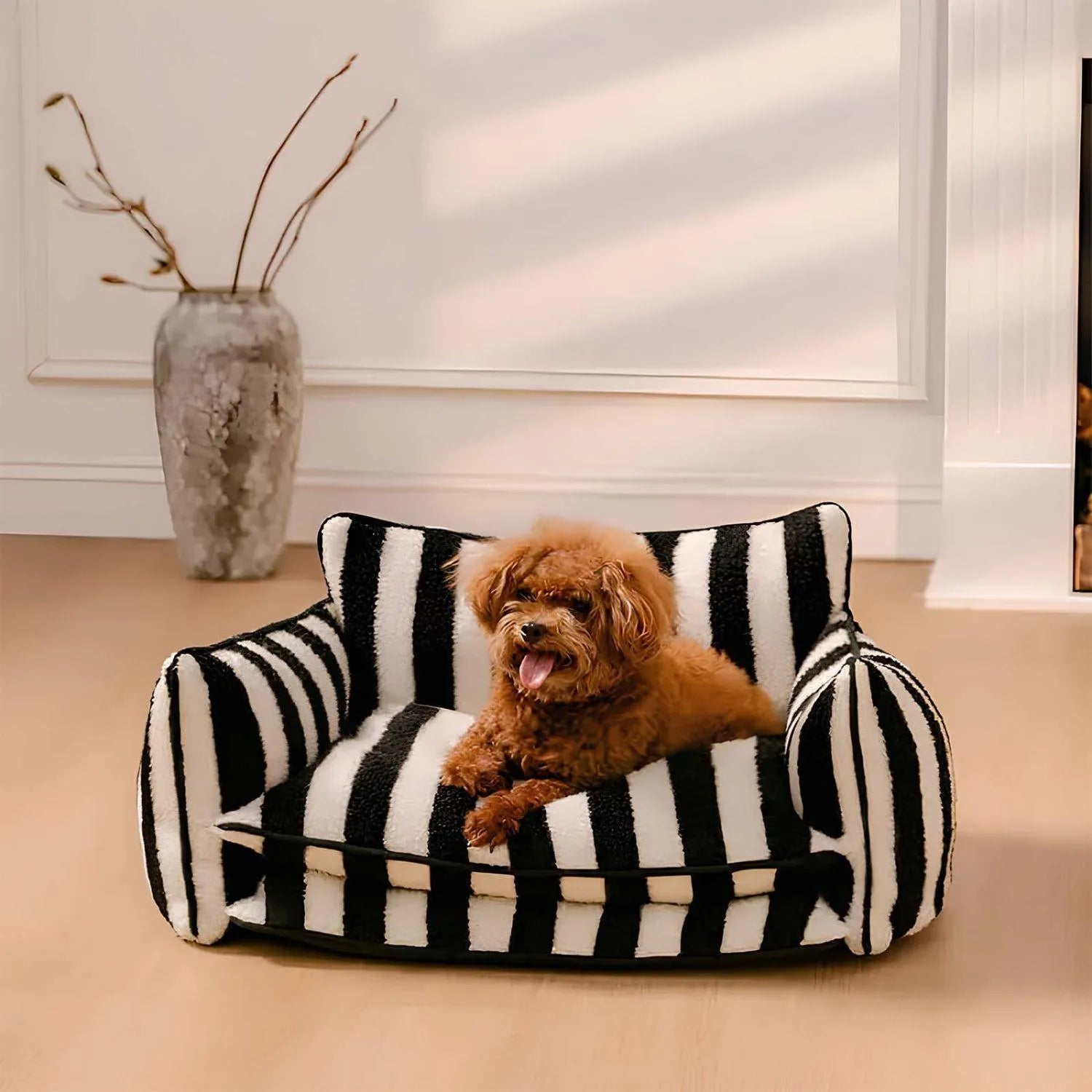 Purrfect Loungers | Trendy Gestreepte Huisdier Sofa van Schapenvacht