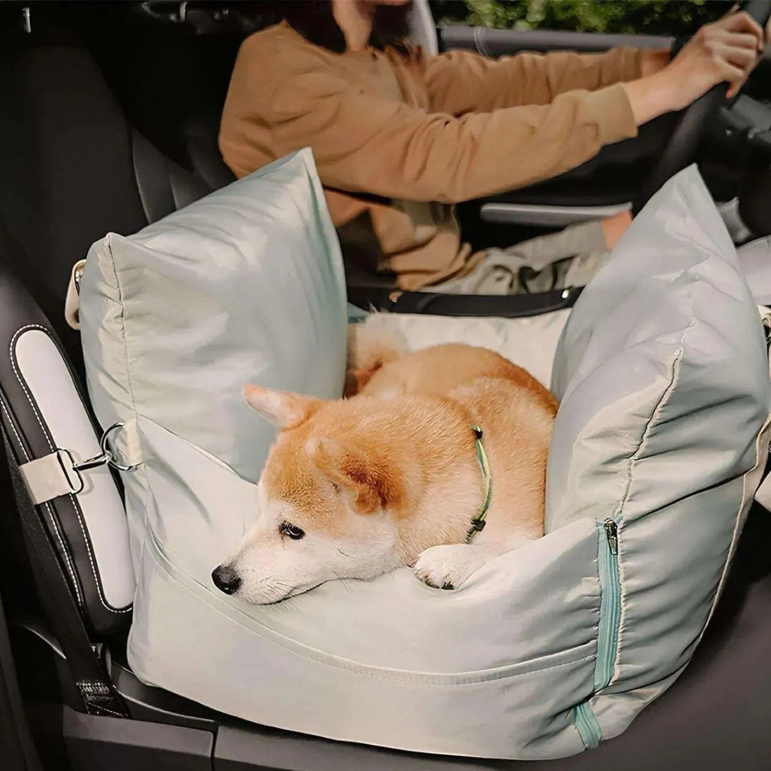 RoadPaws Lounge | Luxe autostoelbed voor honden met verhoogde bescherming