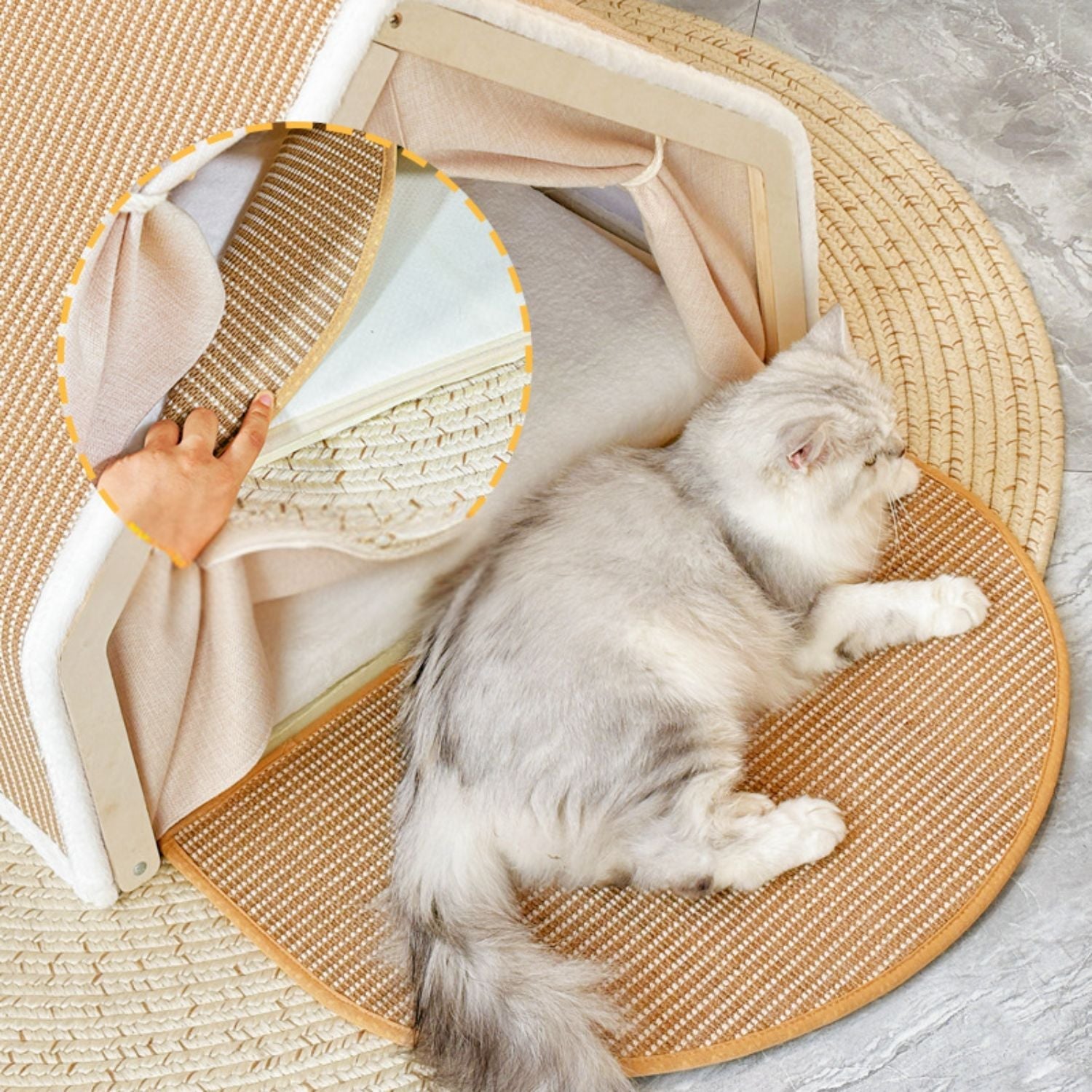 Gezellig kattenhuis met sisal dak voor krabben