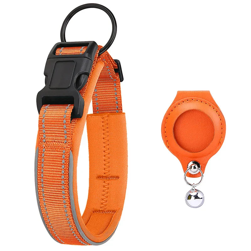 Reflecterende hondenhalsband met AirTag houder en zachte voering voor extra veiligheid