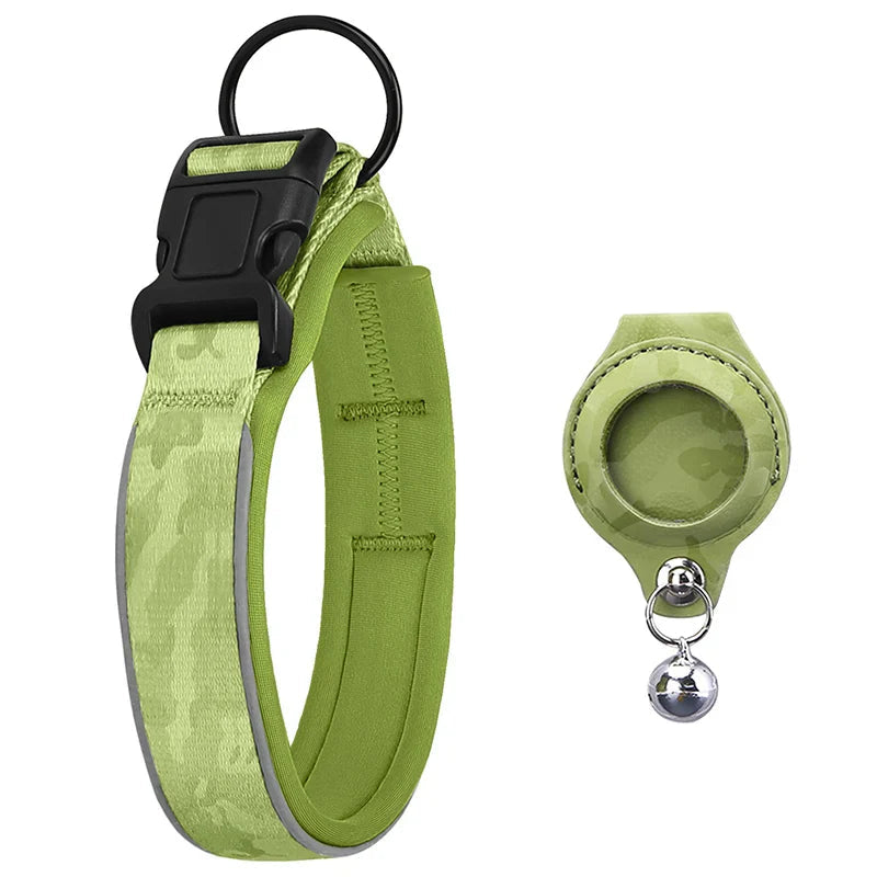 Reflecterende hondenhalsband met AirTag houder en zachte voering voor extra veiligheid