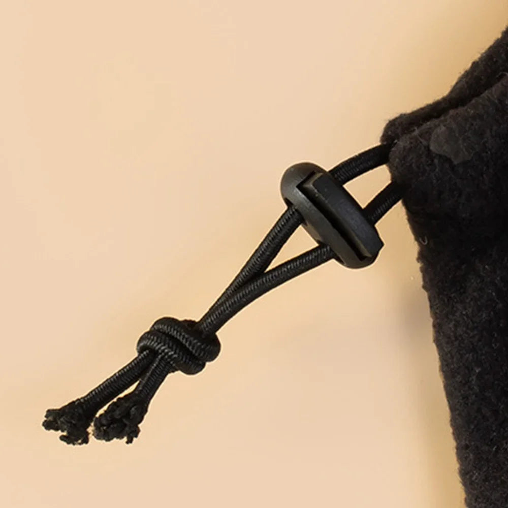 Warme hondenpet met trekkoord, winddicht en comfortabel voor de winter